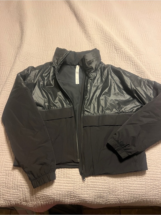 lululemon athletica Jackets & Blazers - lululemon athletica Black Two-Tone Lightweight Jacket